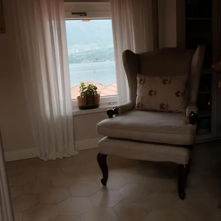 Lakeview Jonny House On The Roofs Appartement Lezzeno