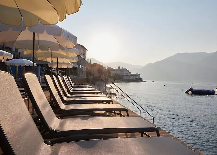 Lakeview Jonny House On The Roofs