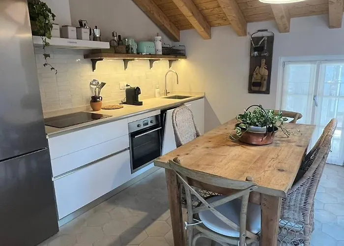 דירה Lakeview Jonny House On The Roofs