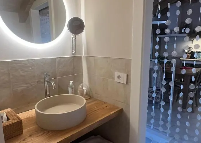 Lakeview Jonny House On The Roofs * לצנו