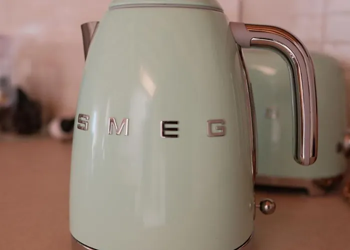 דירה Lakeview Jonny House On The Roofs לצנו