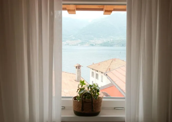 דירה Lakeview Jonny House On The Roofs לצנו