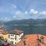 Lakeview Jonny House On The Roofs Lezzeno